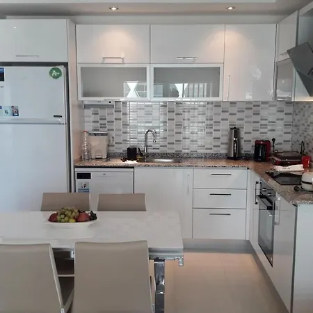 דירה Emerald Park Resident אלאניה