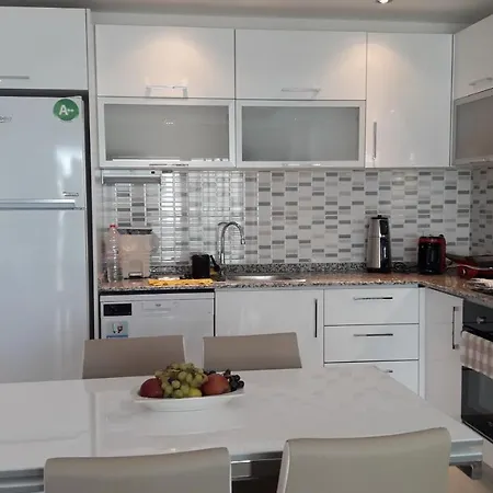 דירה Emerald Park Resident