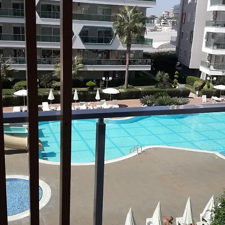 아파트 Emerald Park Resident 알란야