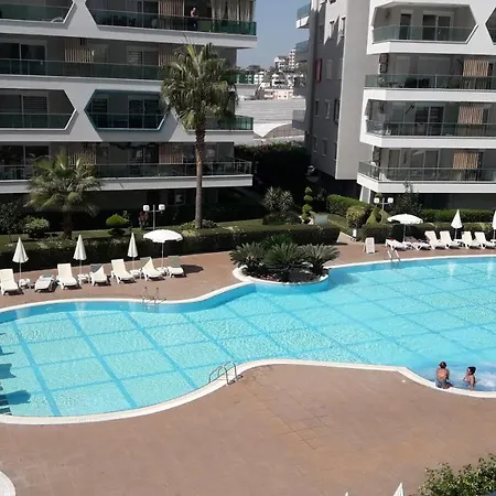 Emerald Park Resident Apartmán *